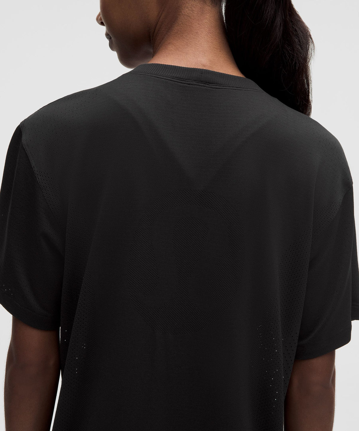 Swiftly Relaxed Short-Sleeve Shirt Hip LengthLogo