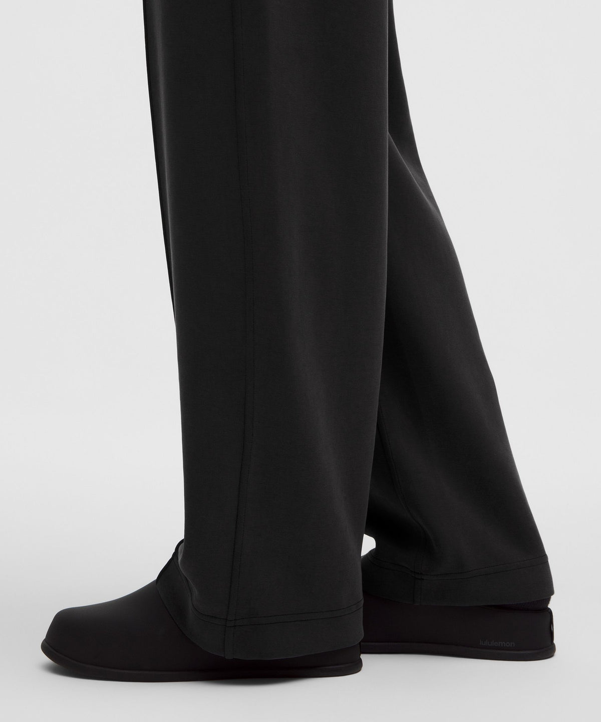 Softstreme Pintuck Mid-Rise PantRegular