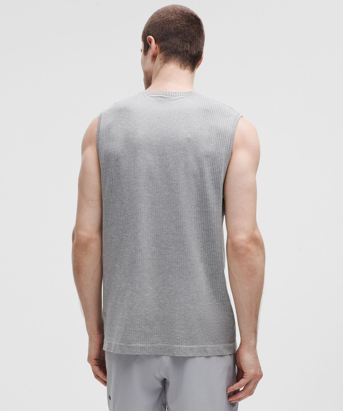 Metal Vent Tech Sleeveless ShirtUpdated Fit