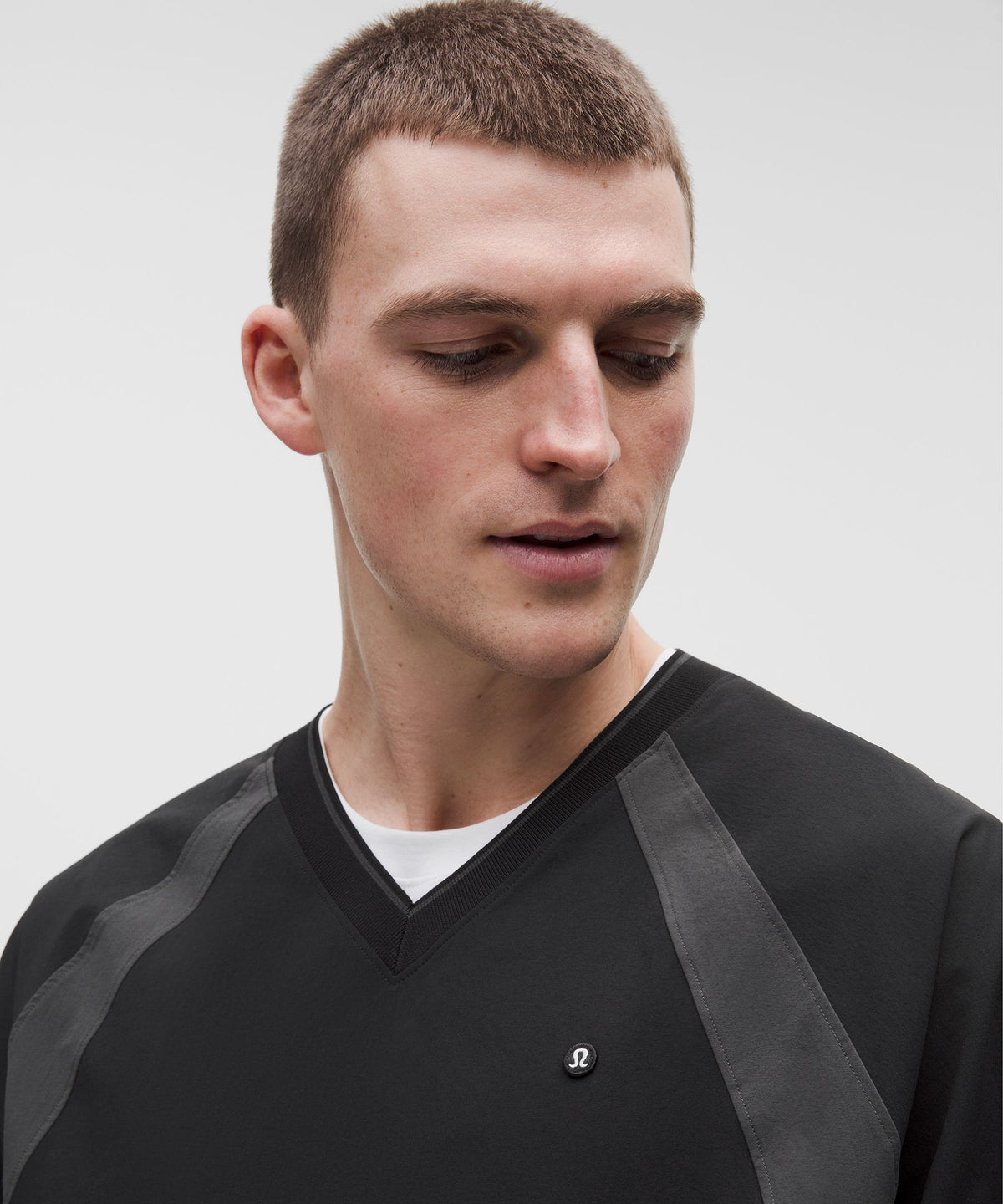 Water-Repellent Golf V-Neck Pullover