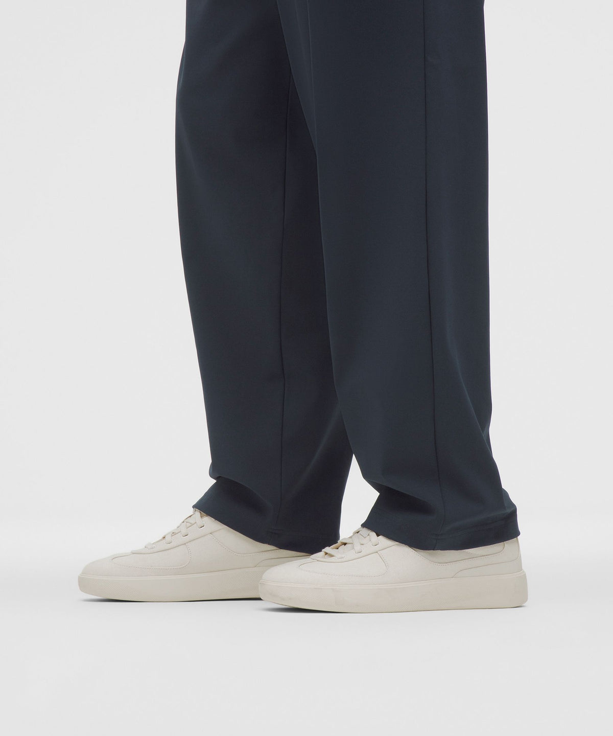 Men's Daydrift Relaxed-Fit Pleated Trouser ShorterNo Belt Loops
