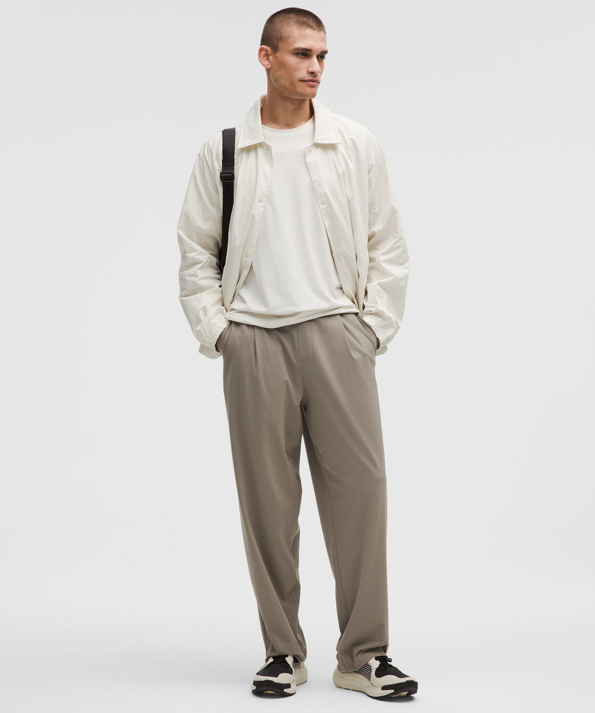 Men's Daydrift Relaxed-Fit Pleated Trouser ShorterNo Belt Loops