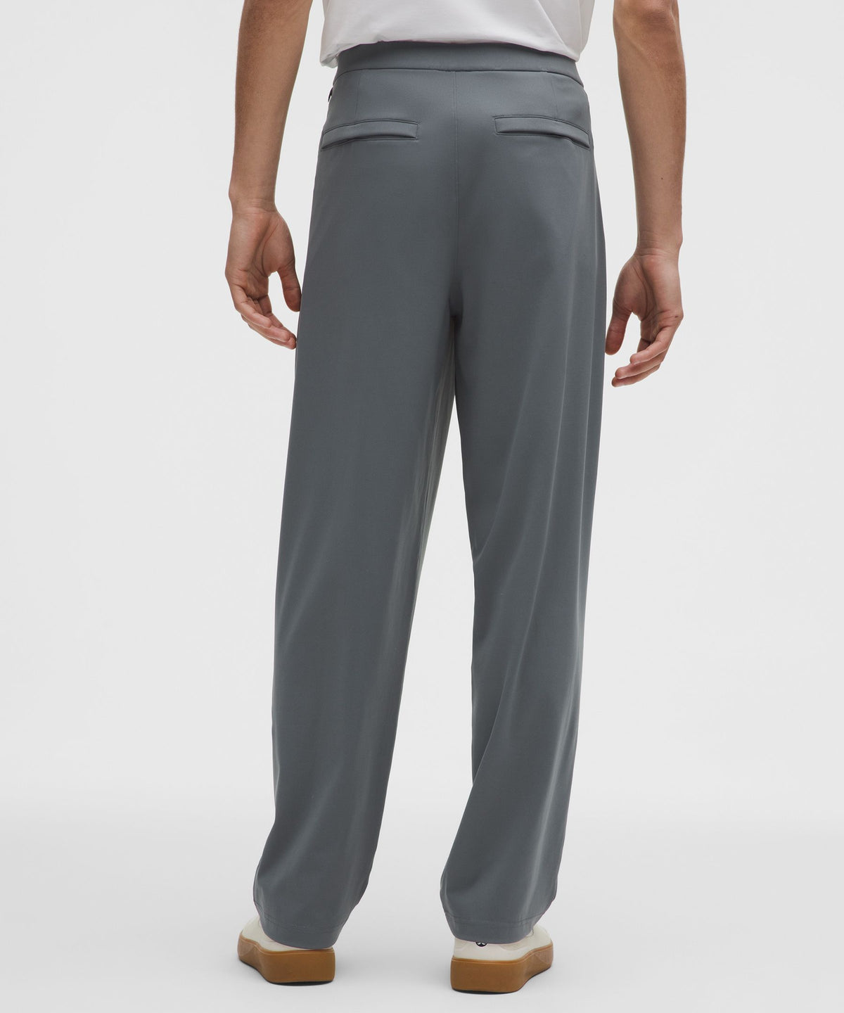 Men's Daydrift Relaxed-Fit Pleated Trouser TallNo Belt Loops
