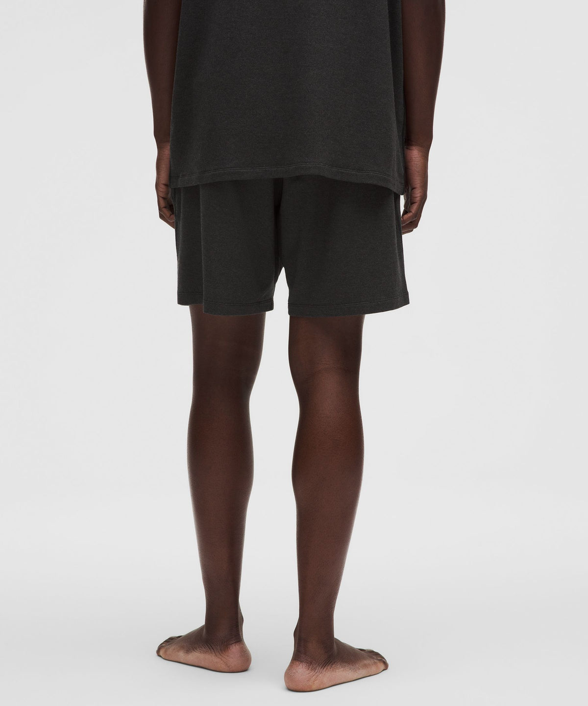BeCalm Relaxed-Fit Short 7"