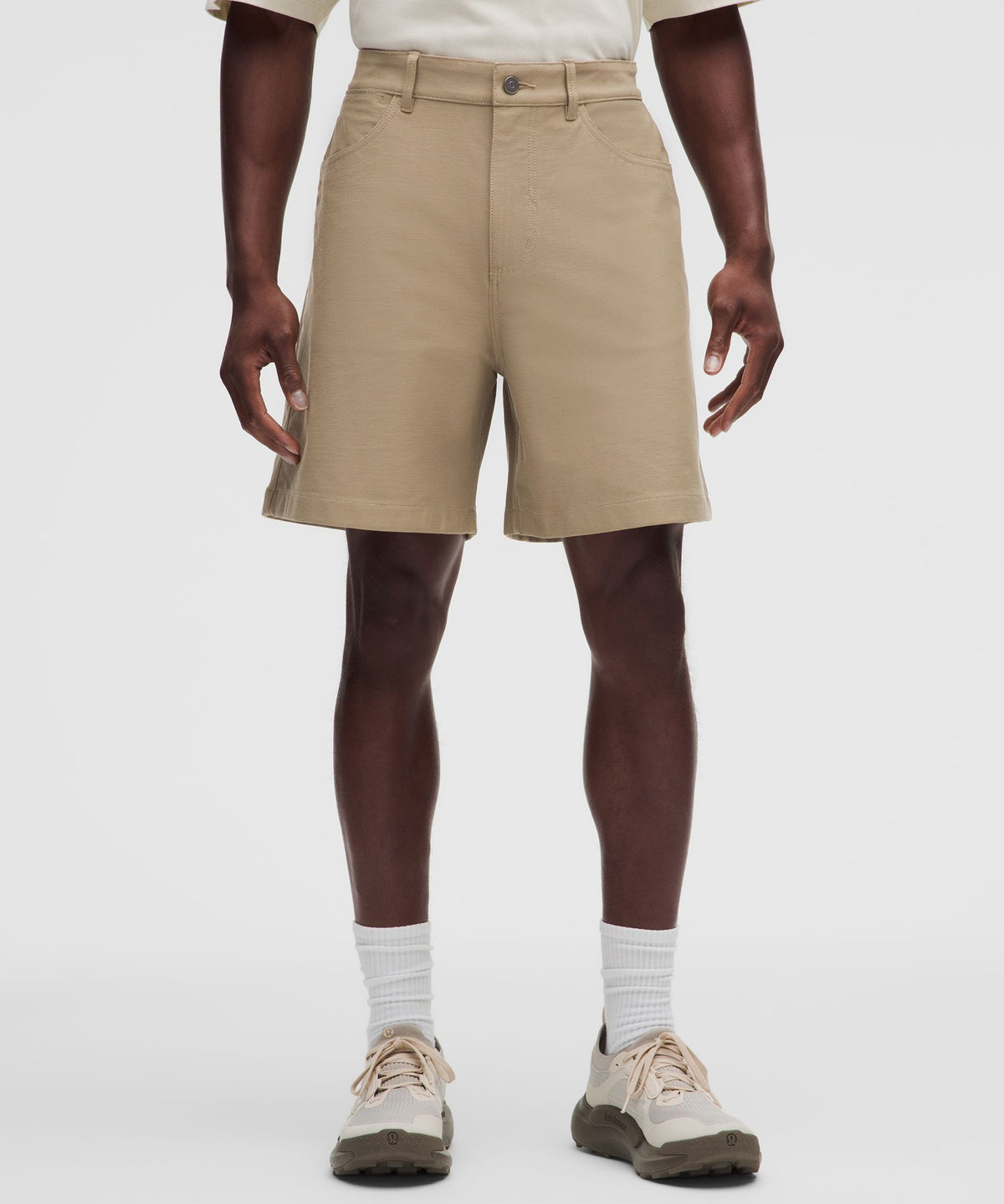 EasyFive Relaxed-Fit Short 7"