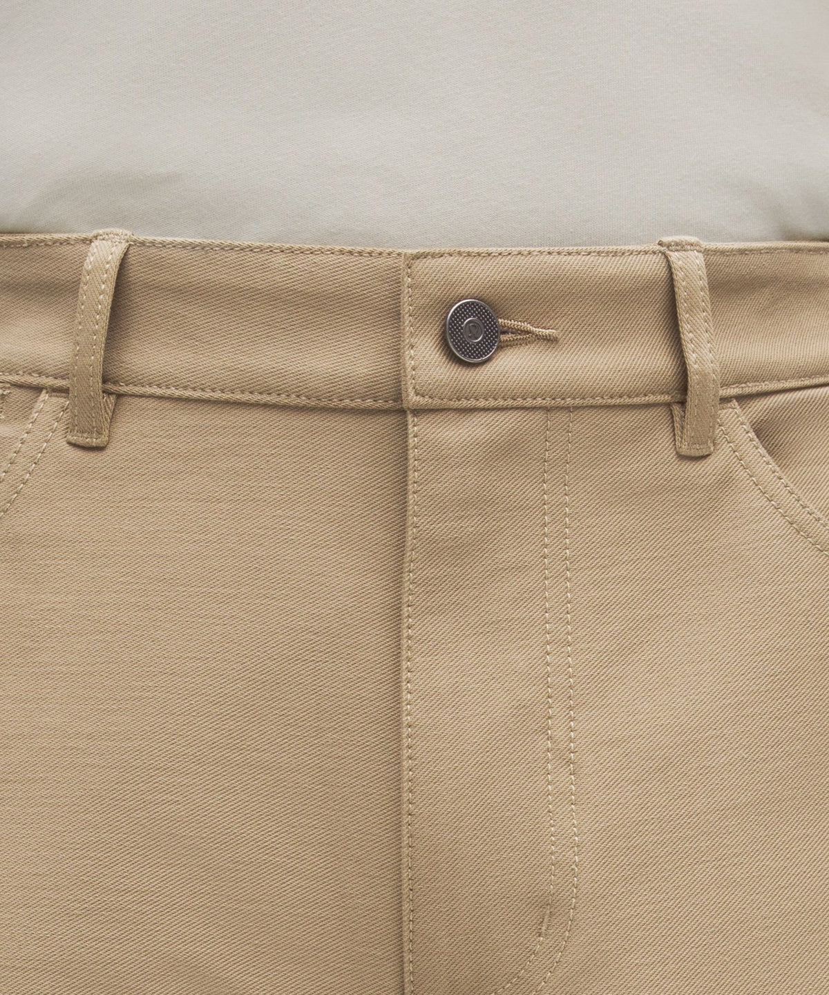 EasyFive Relaxed-Fit Short 7"
