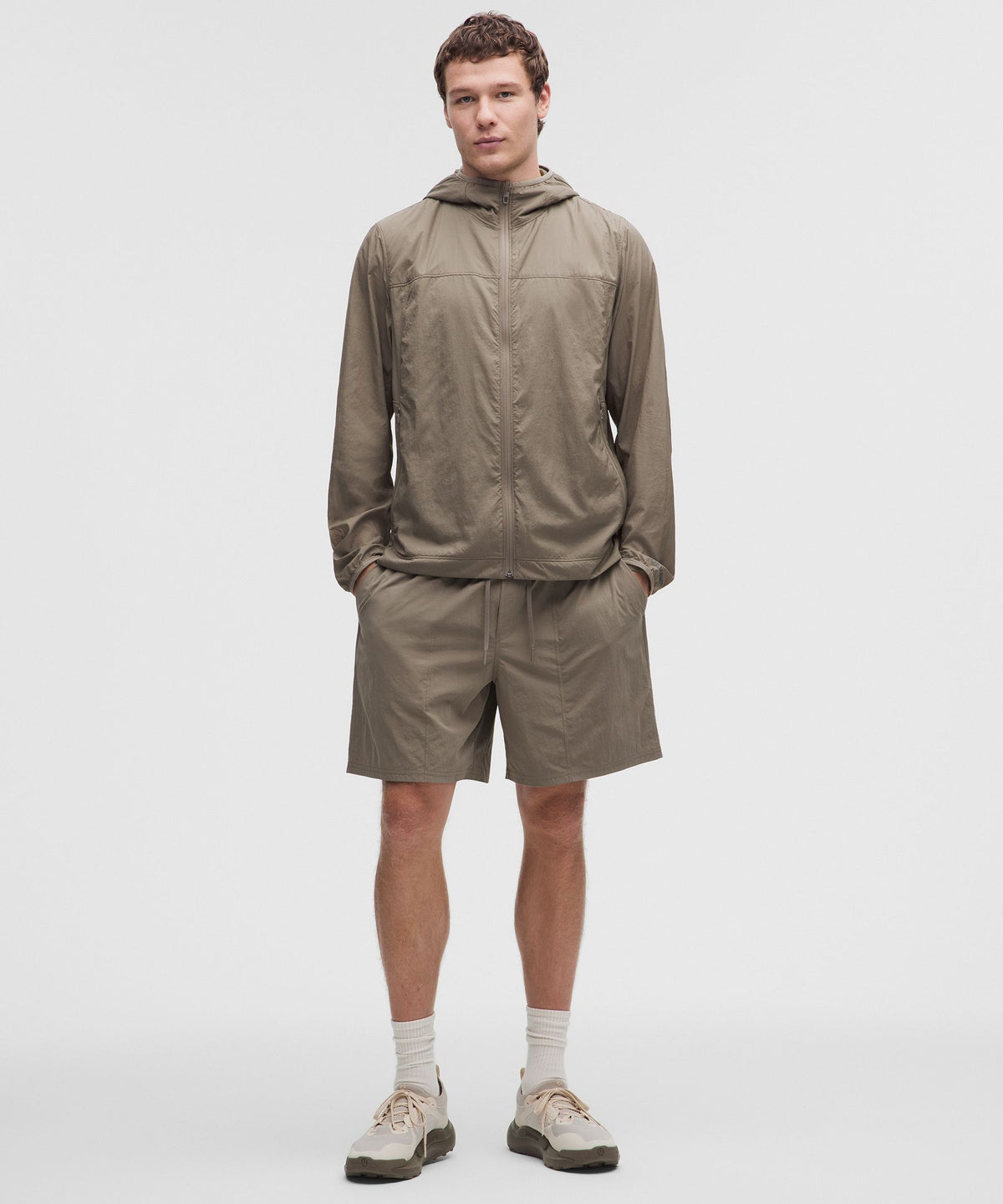 Beach to Trail Lined Short 7"