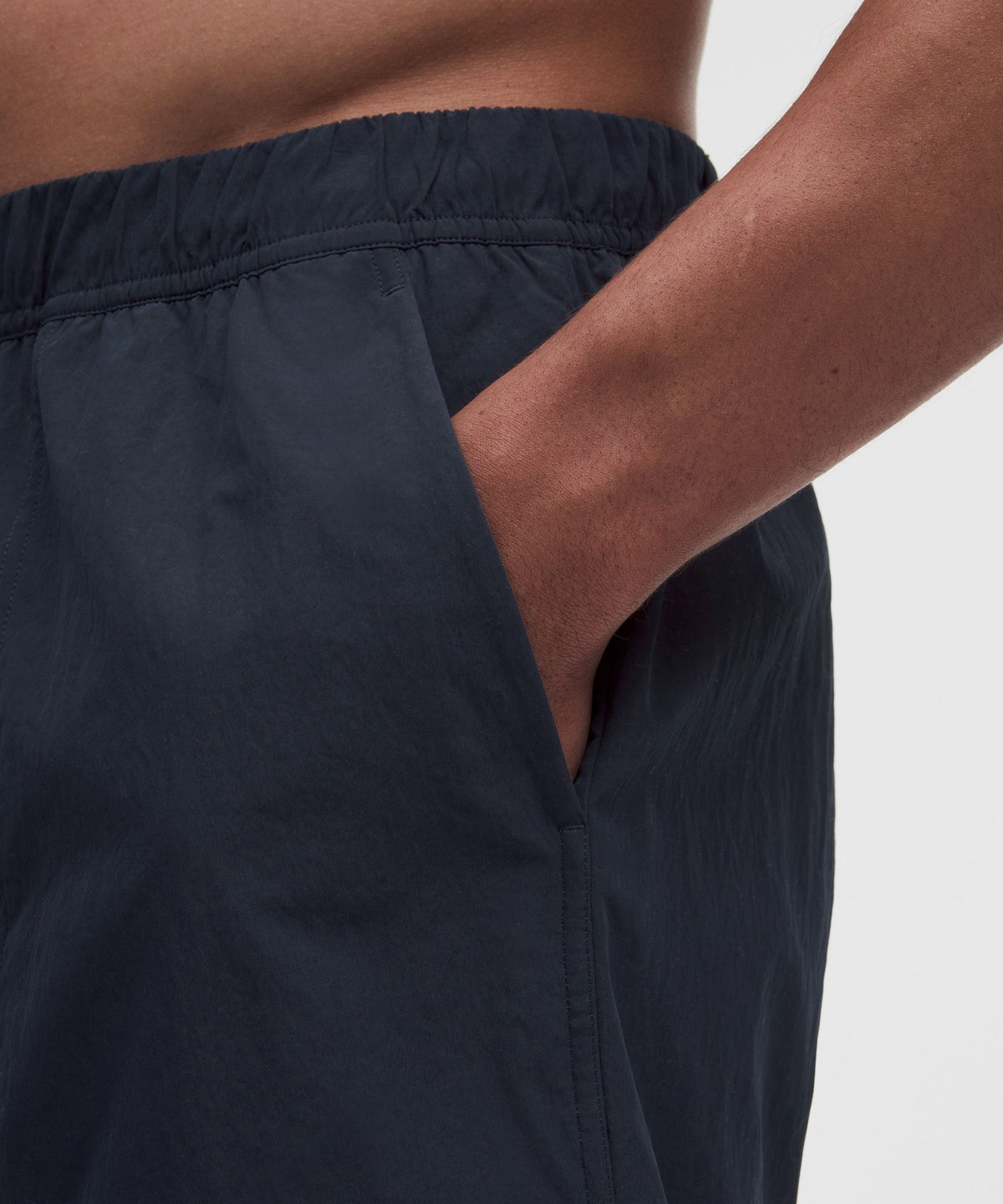 Beach to Trail Lined Short 5"