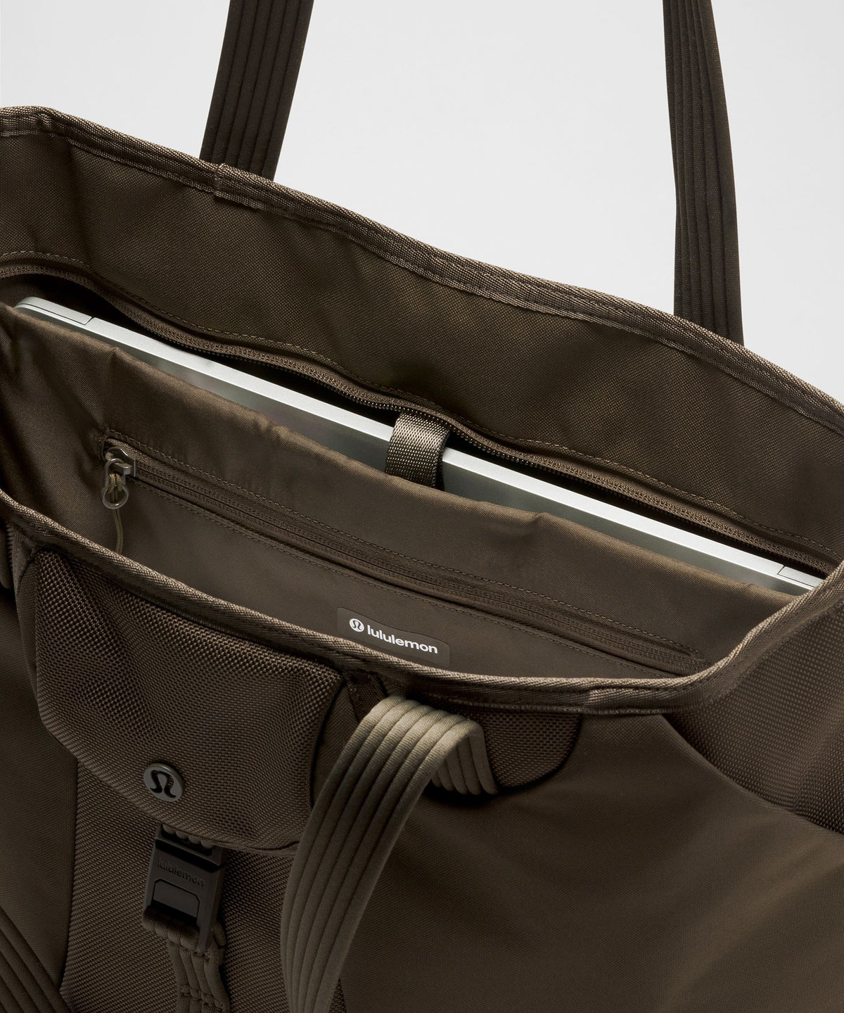 Daily Dispatch Tote Bag 16L