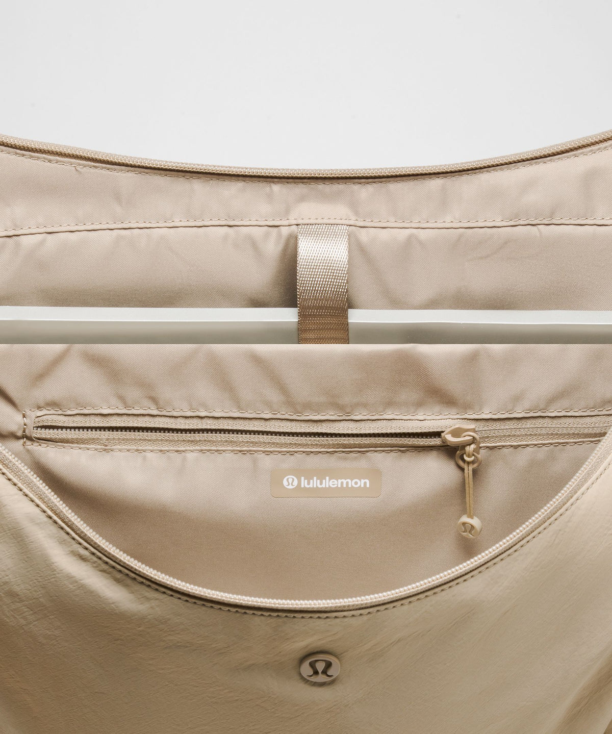 Extra-Large Slouchy Shoulder Bag 24L