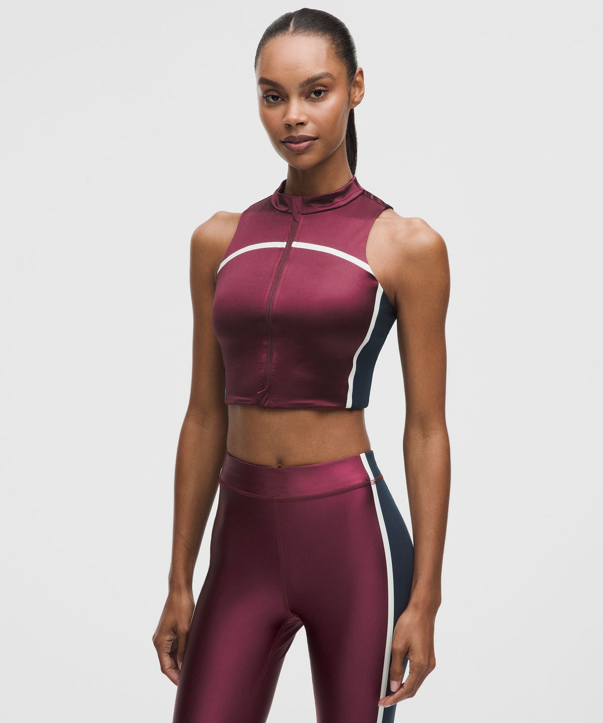 Satin Shine Full-Zip Tank Top Medium Support, B/C CupStripe