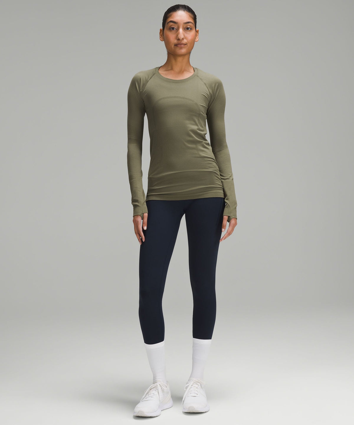 Swiftly Tech Long-Sleeve Shirt 2.0Hip Length