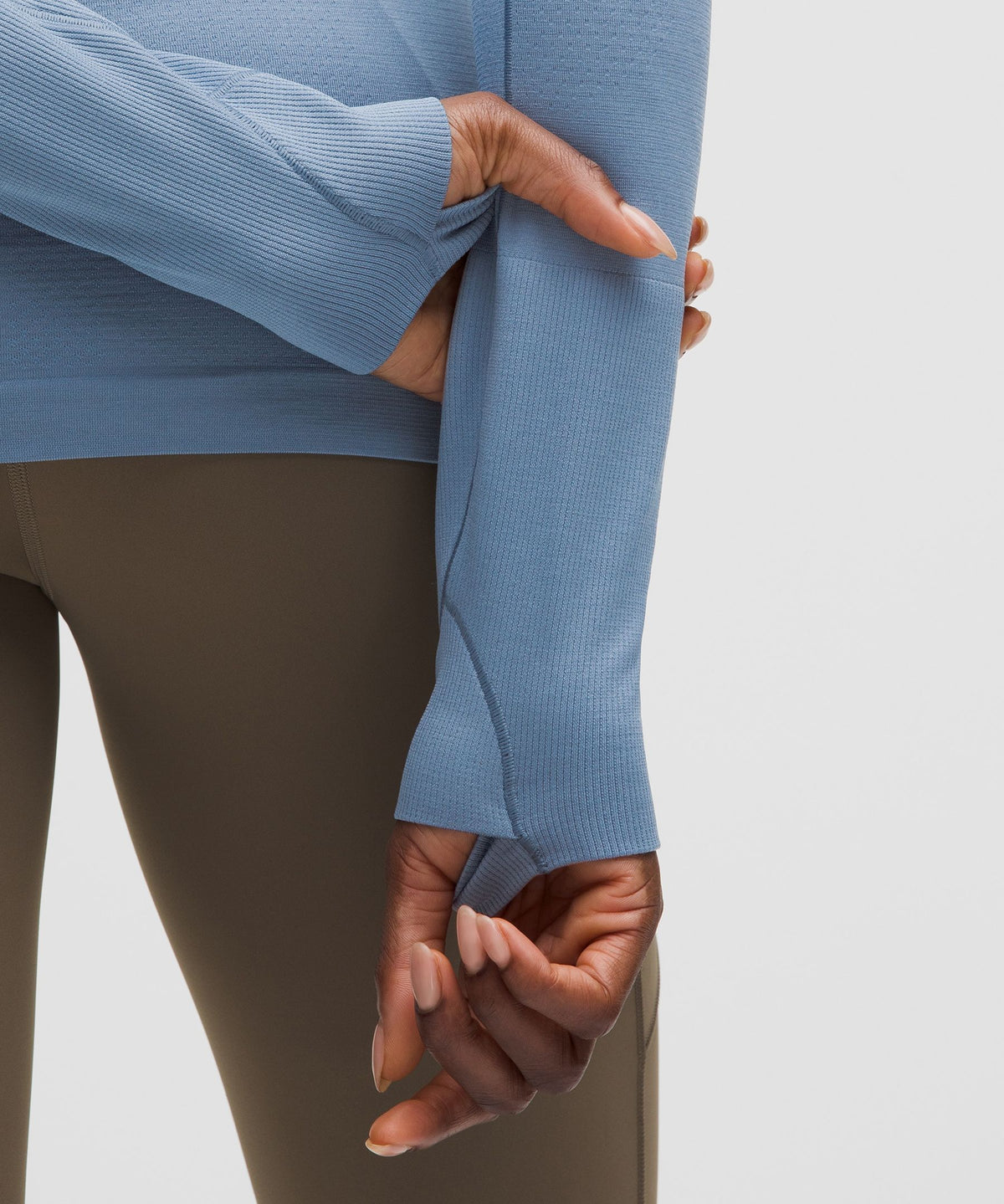Swiftly Tech Long-Sleeve Shirt 2.0Hip Length