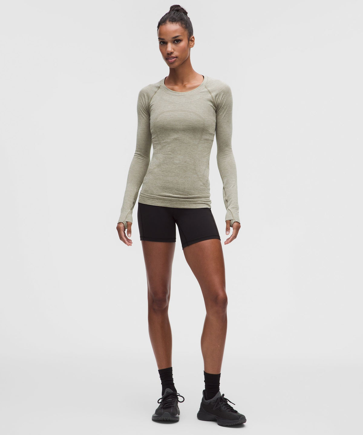 Swiftly Tech Long-Sleeve Shirt 2.0Hip Length