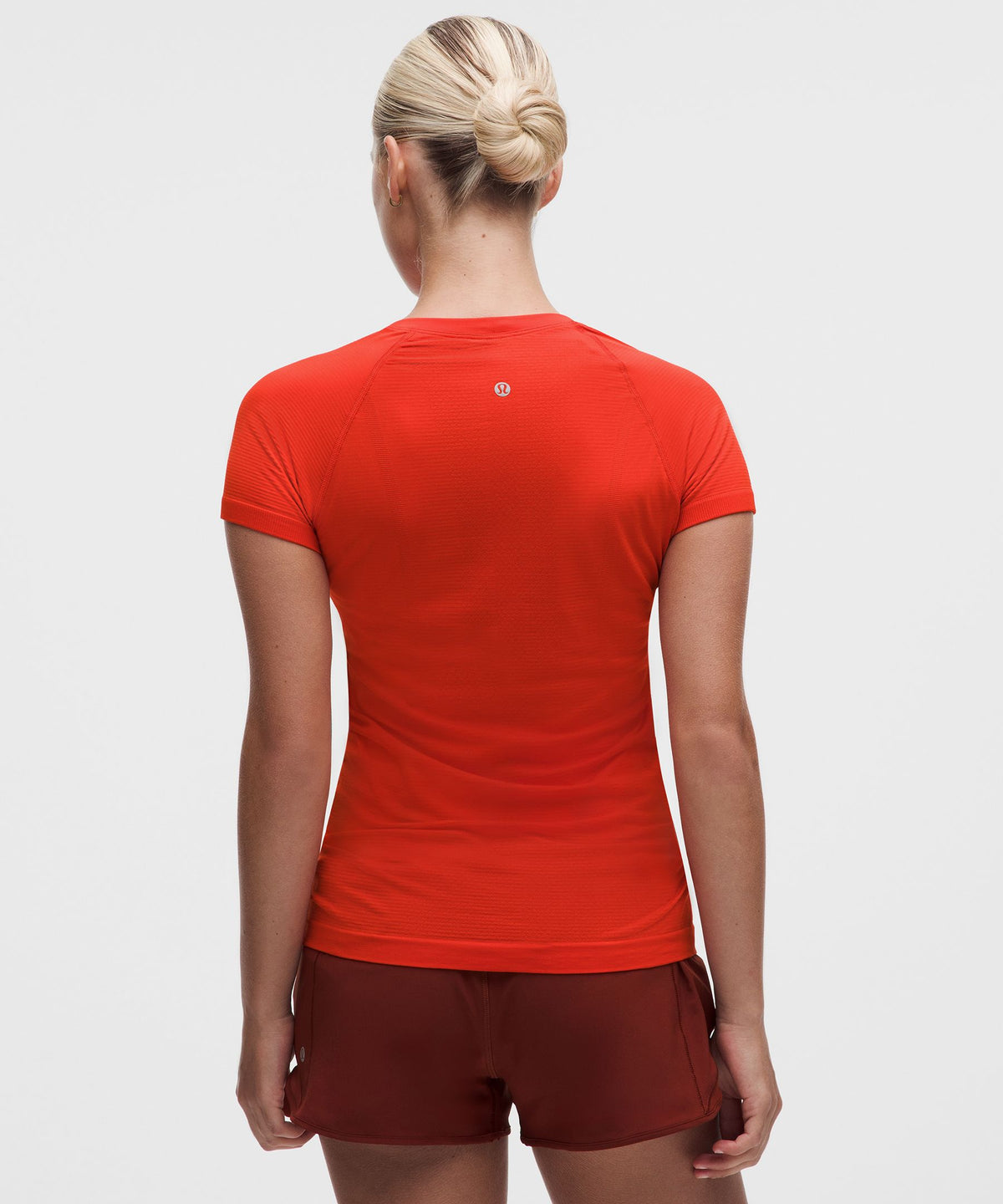 Swiftly Tech Short-Sleeve Shirt 2.0Hip Length