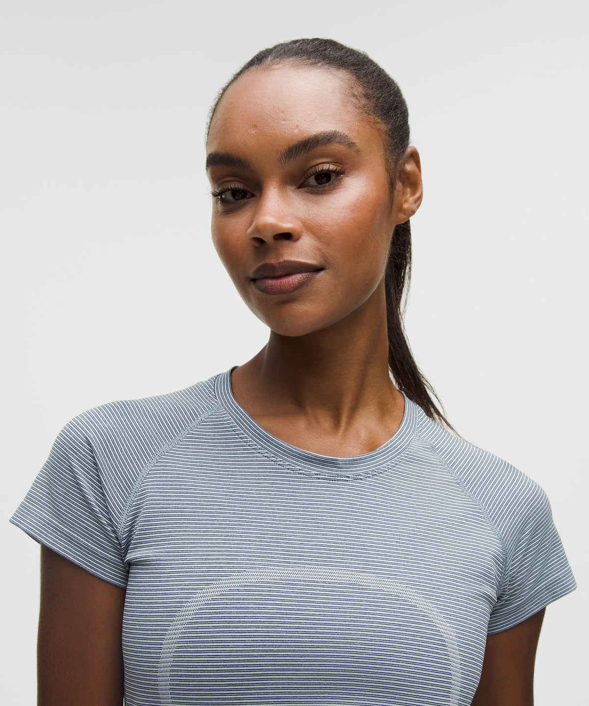 Swiftly Tech Short-Sleeve Shirt 2.0Hip Length