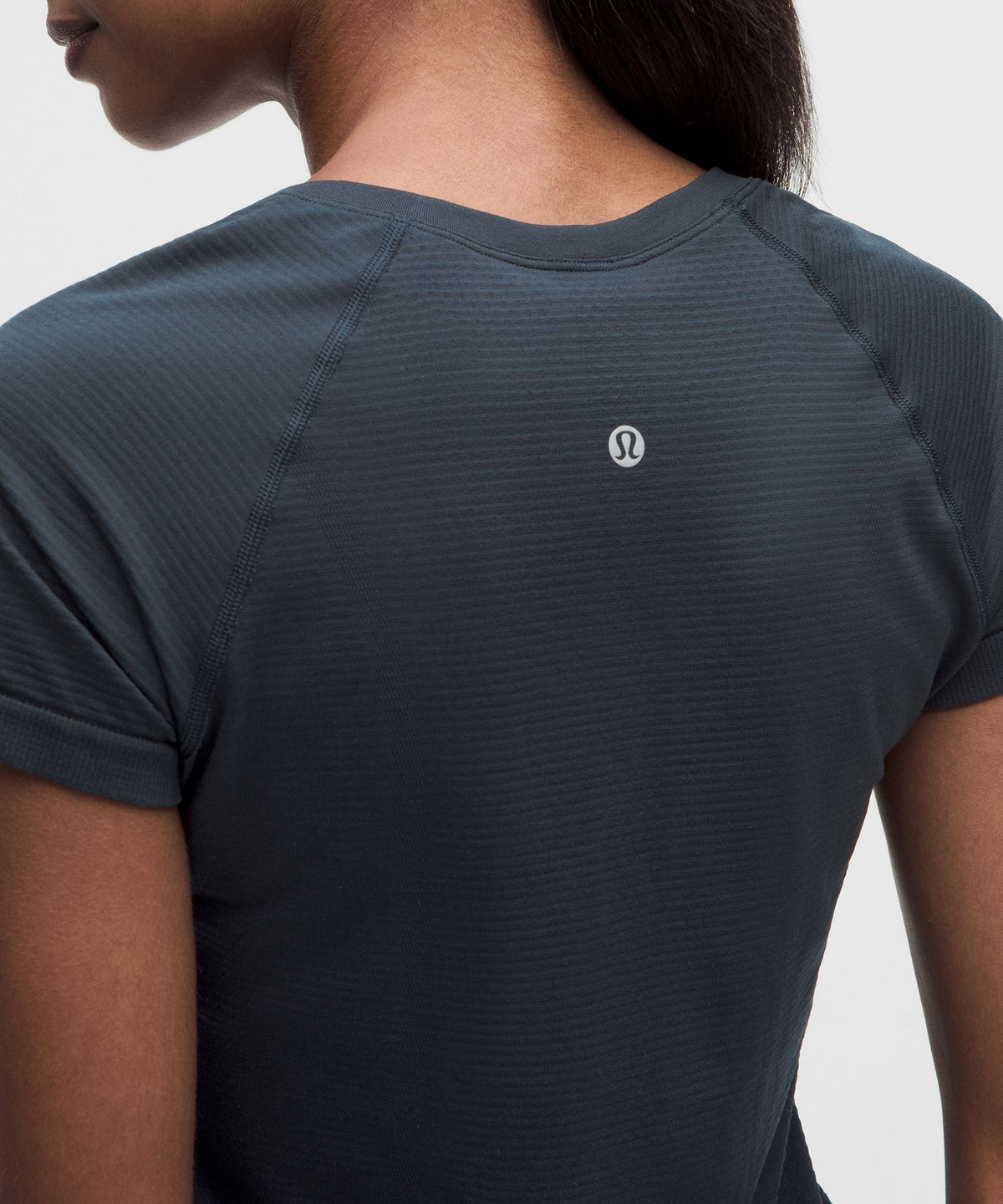 Swiftly Tech Short-Sleeve Shirt 2.0Hip Length
