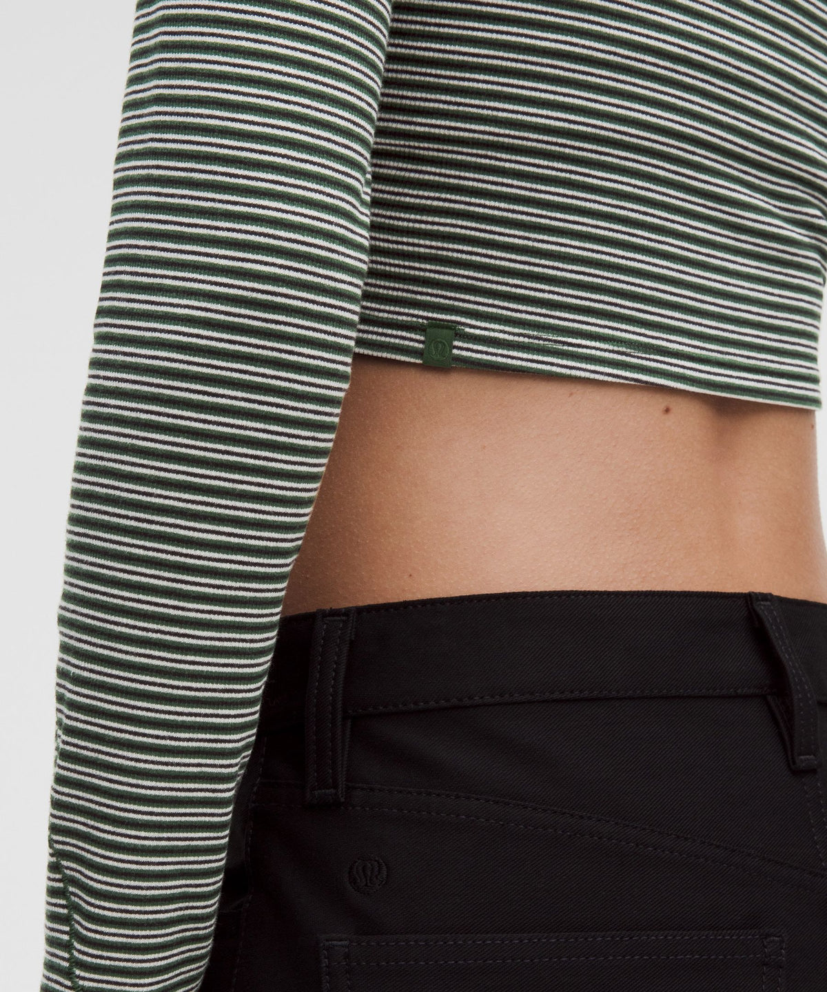 Hold Tight Straight-Hem Cropped Long-Sleeve Shirt