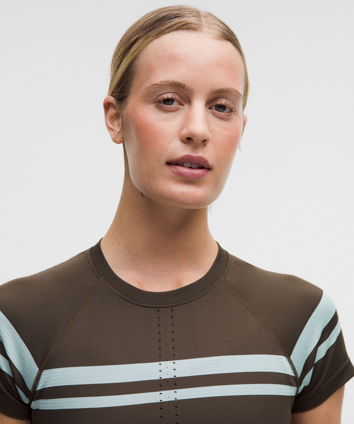 Swiftly Tech Cropped Short-Sleeve Shirt 2.0Stripe