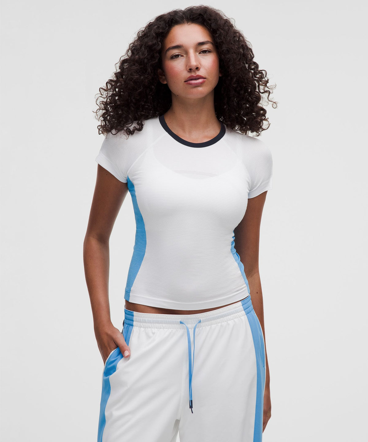 Swiftly Tech Short-Sleeve Shirt 2.0 Waist LengthColourblock