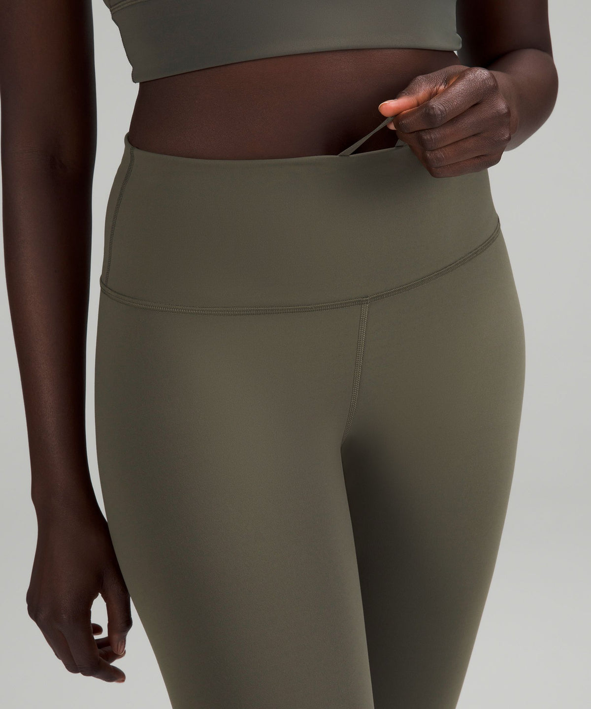 Wunder Train High-Rise Tight 28"