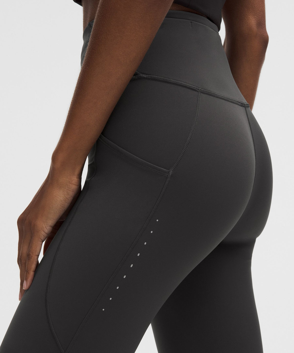 Fast and Free High-Rise Tight 25"5 Pocket