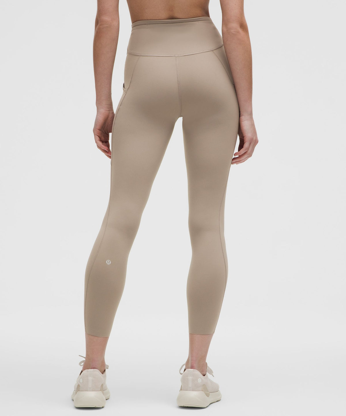 Fast and Free High-Rise Tight 25"5 Pocket