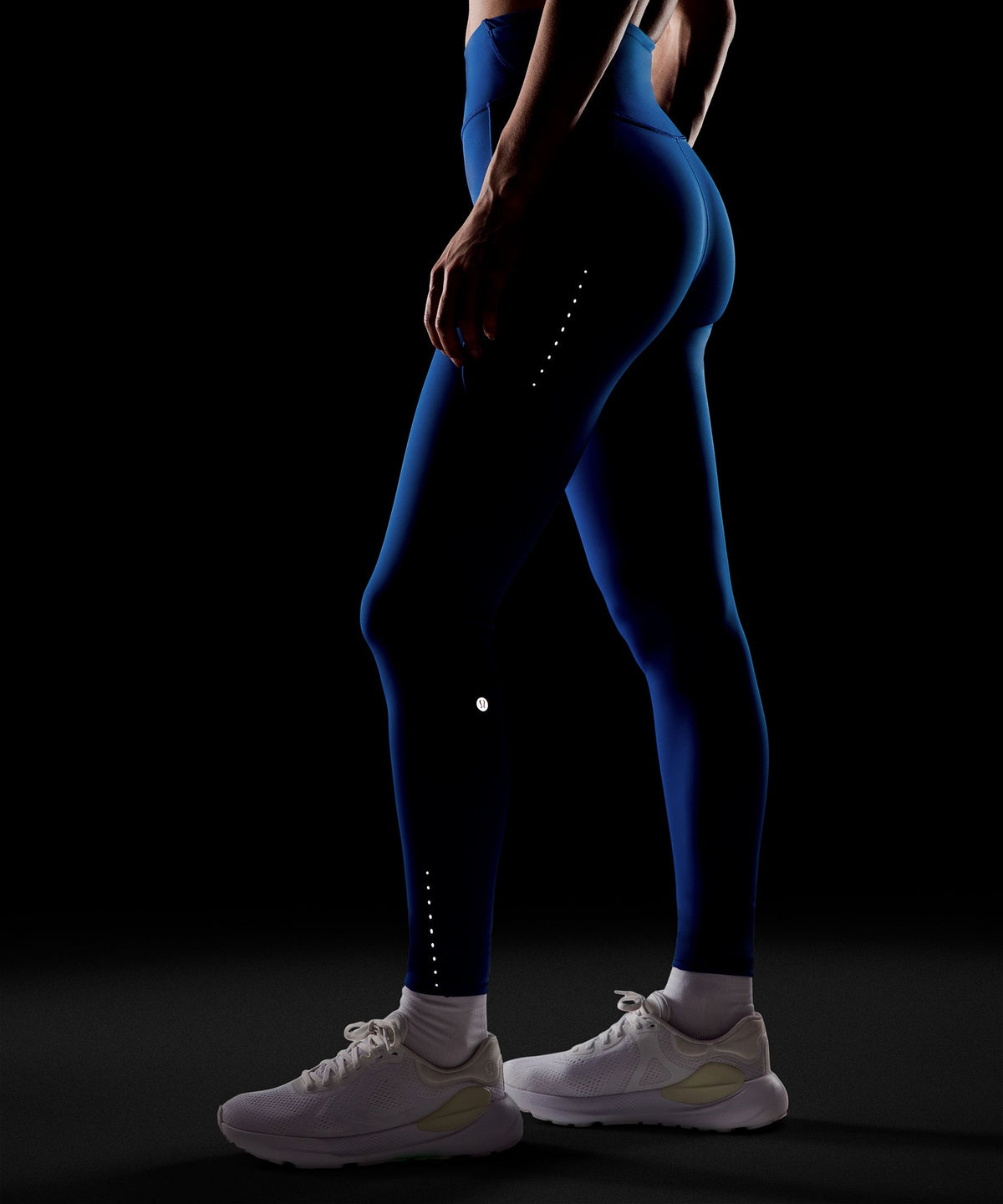 Fast and Free High-Rise Tight 28"5 Pocket