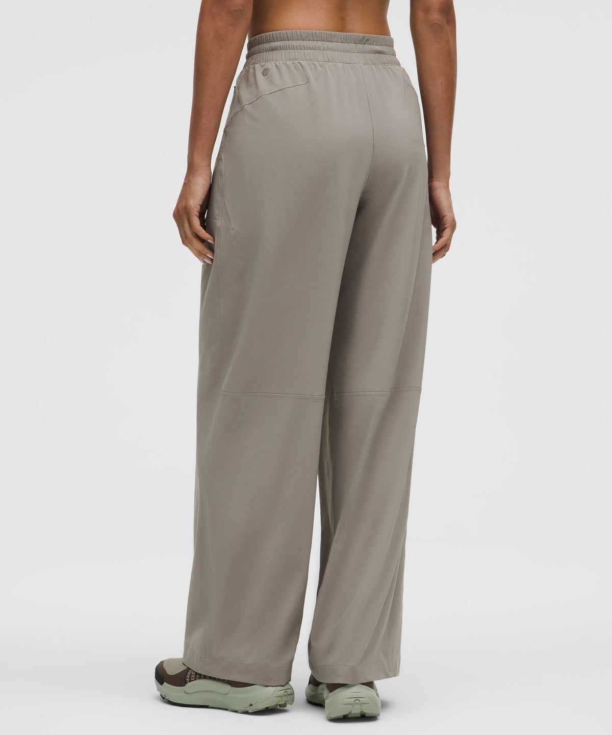 Swift Mid-Rise Wide-Leg Pant