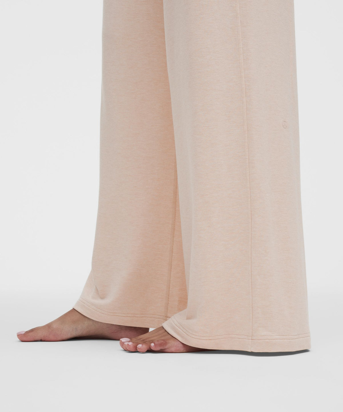 BeCalm Mid-Rise Wide-Leg Pant