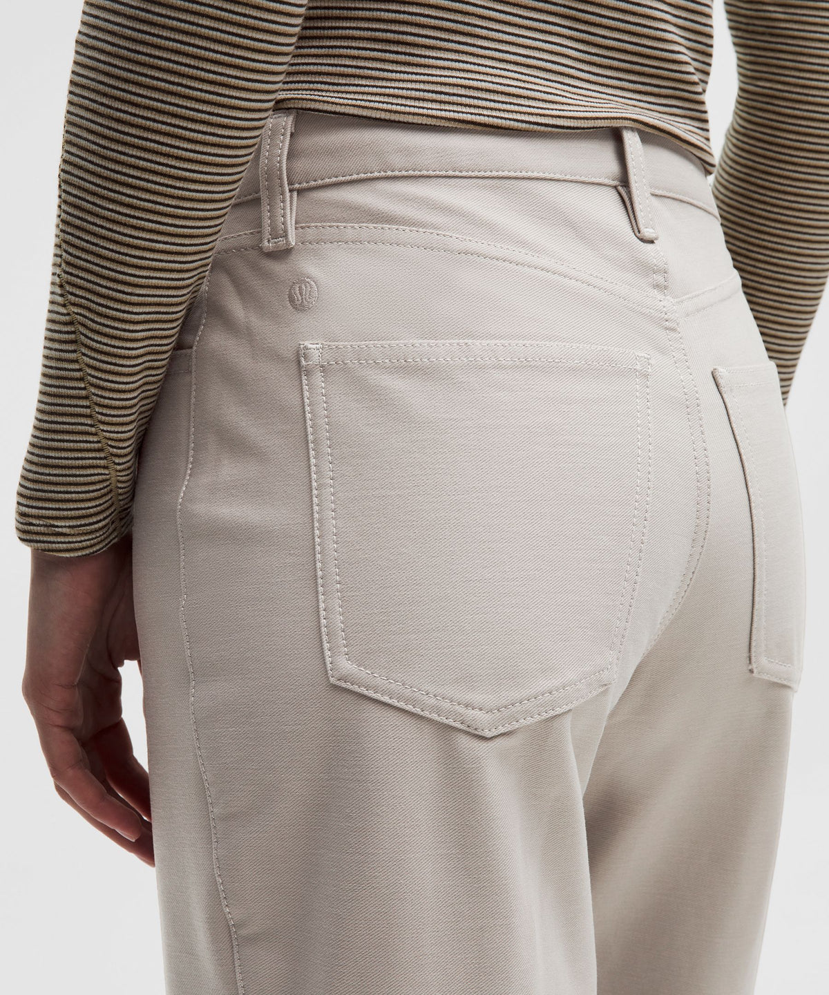 EasyFive High-Rise Subtle-Flare PantShort