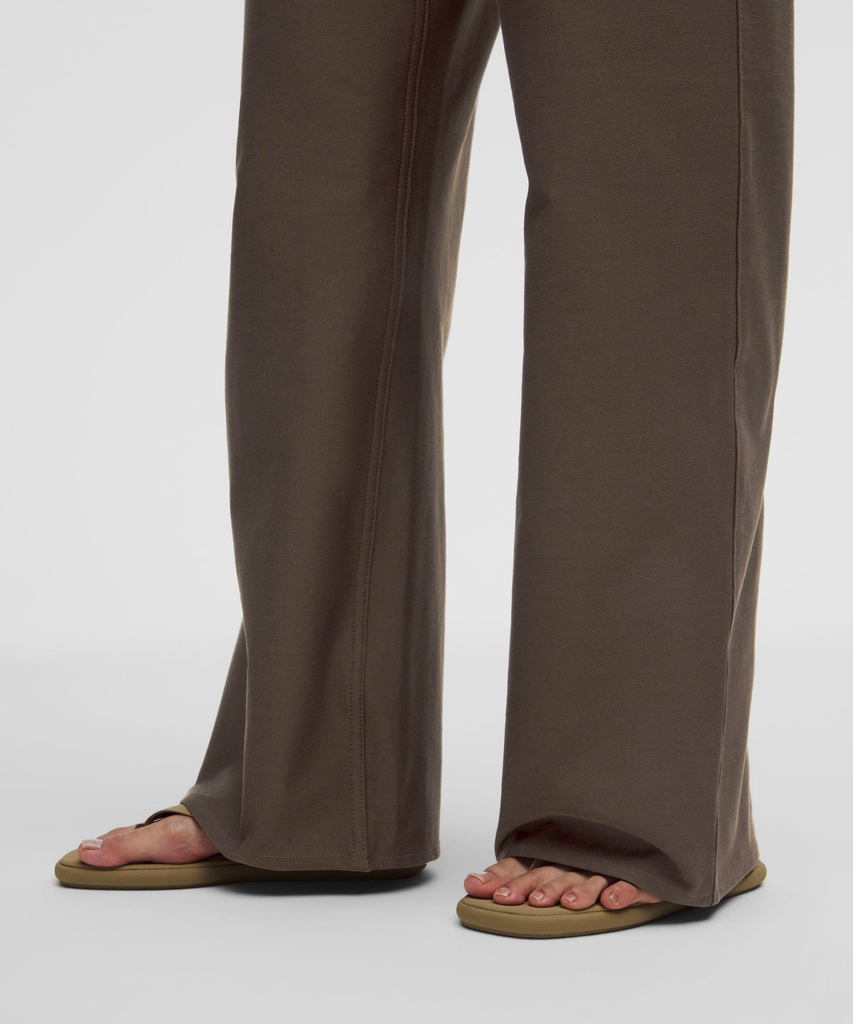 EasyFive Low-Rise Classic Wide-Leg PantShort