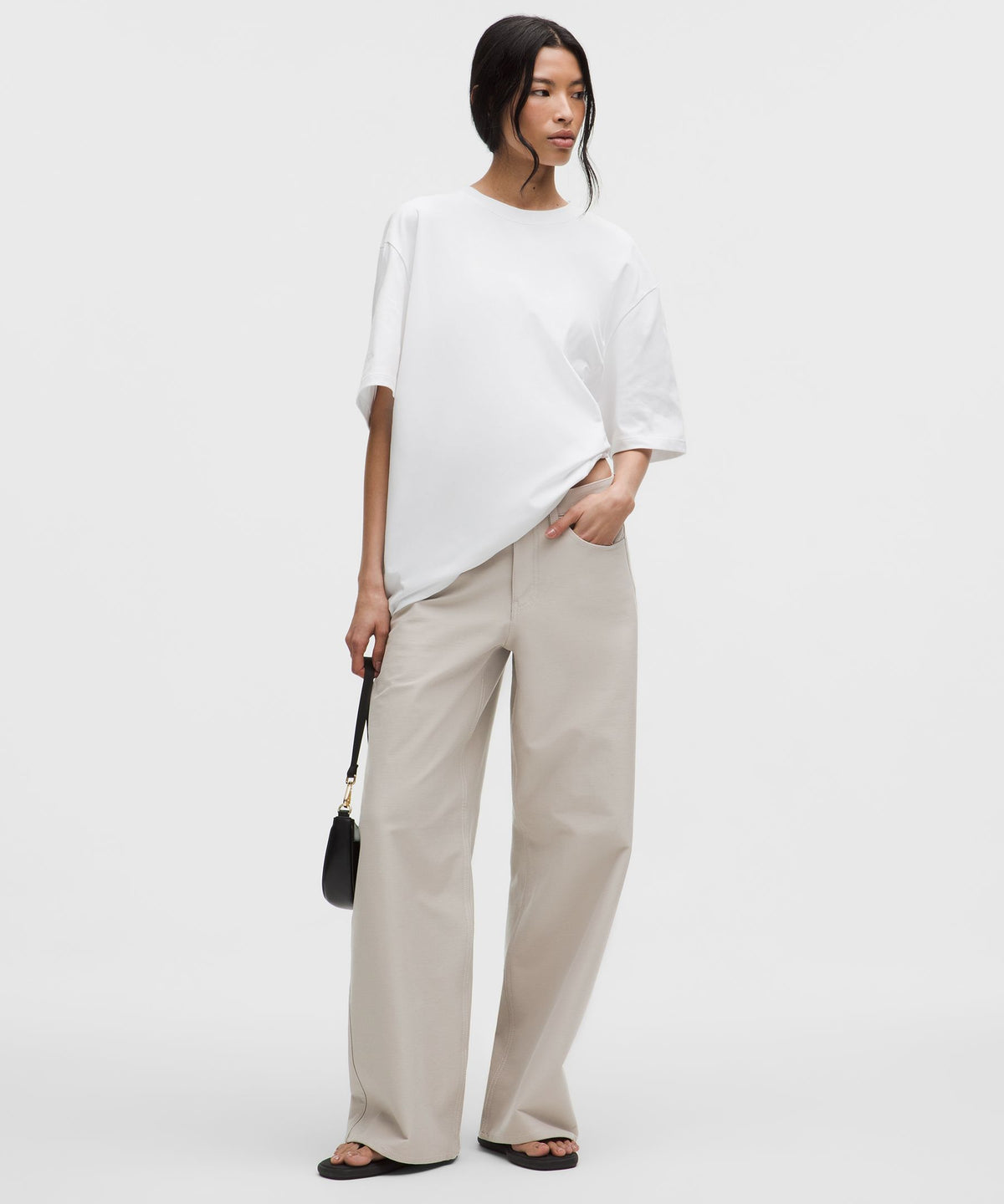EasyFive Low-Rise Classic Wide-Leg PantShort