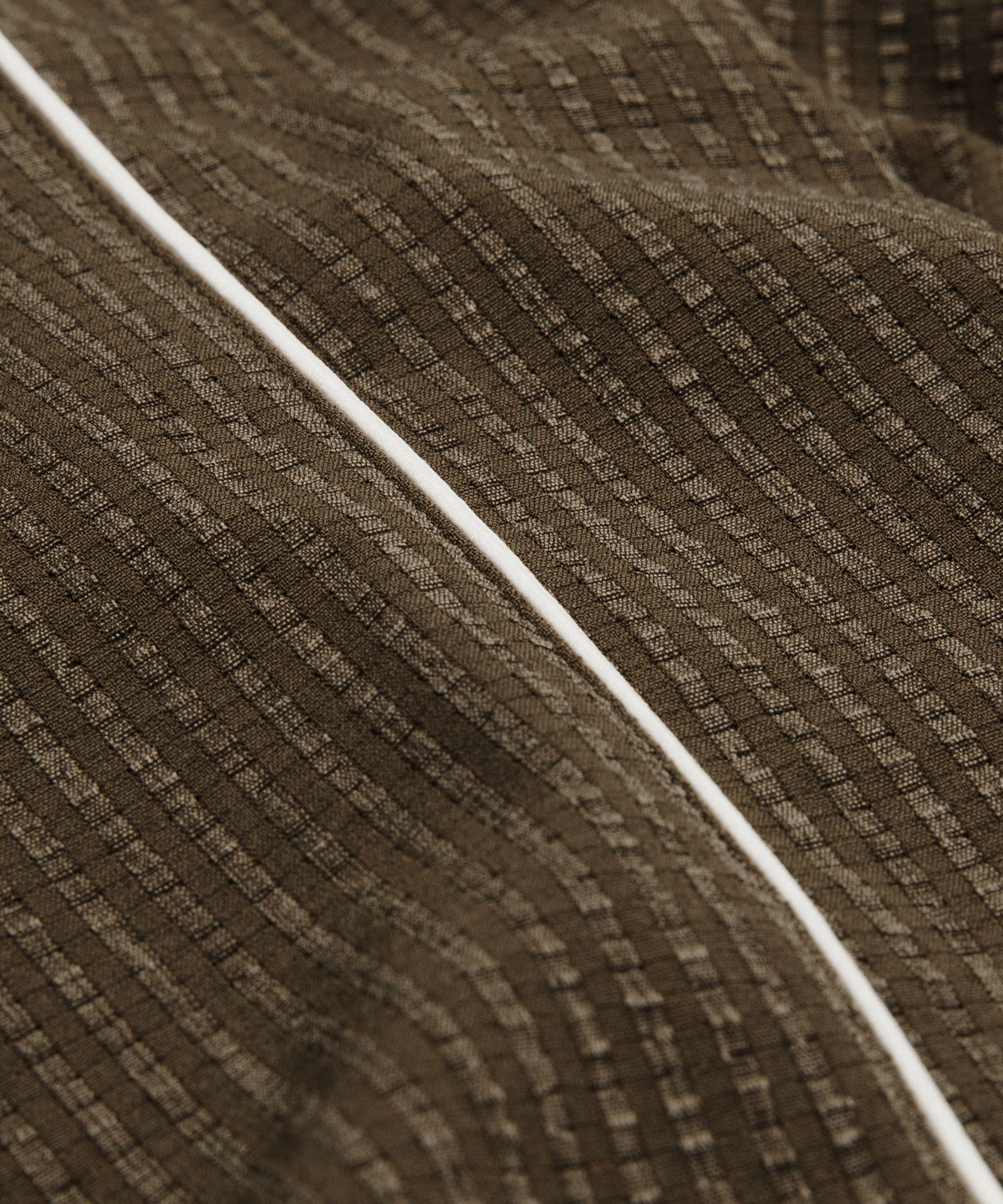 Seersucker WovenAir High-Rise Pleated PantShort