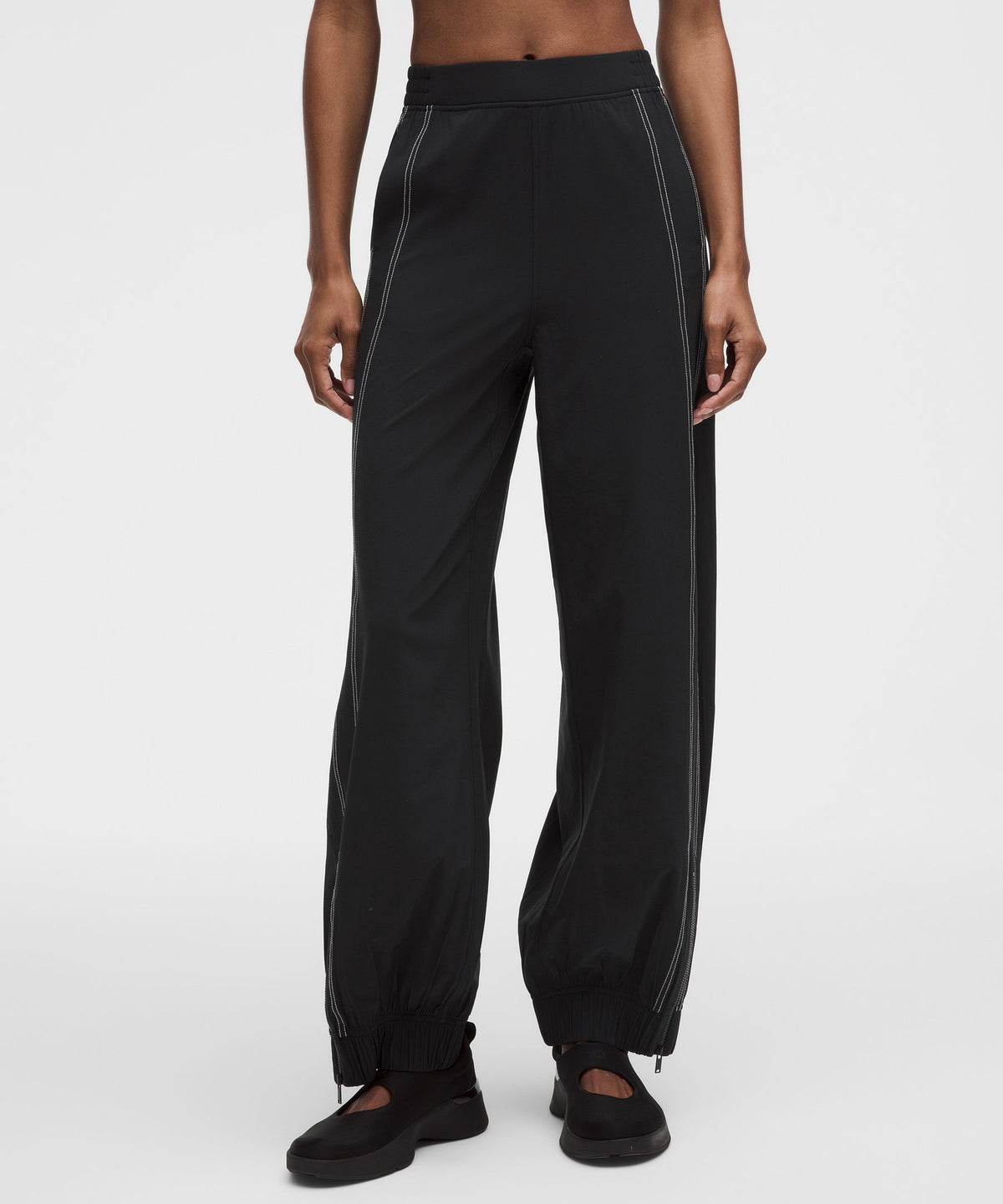 Define High-Rise Swift JoggerShort