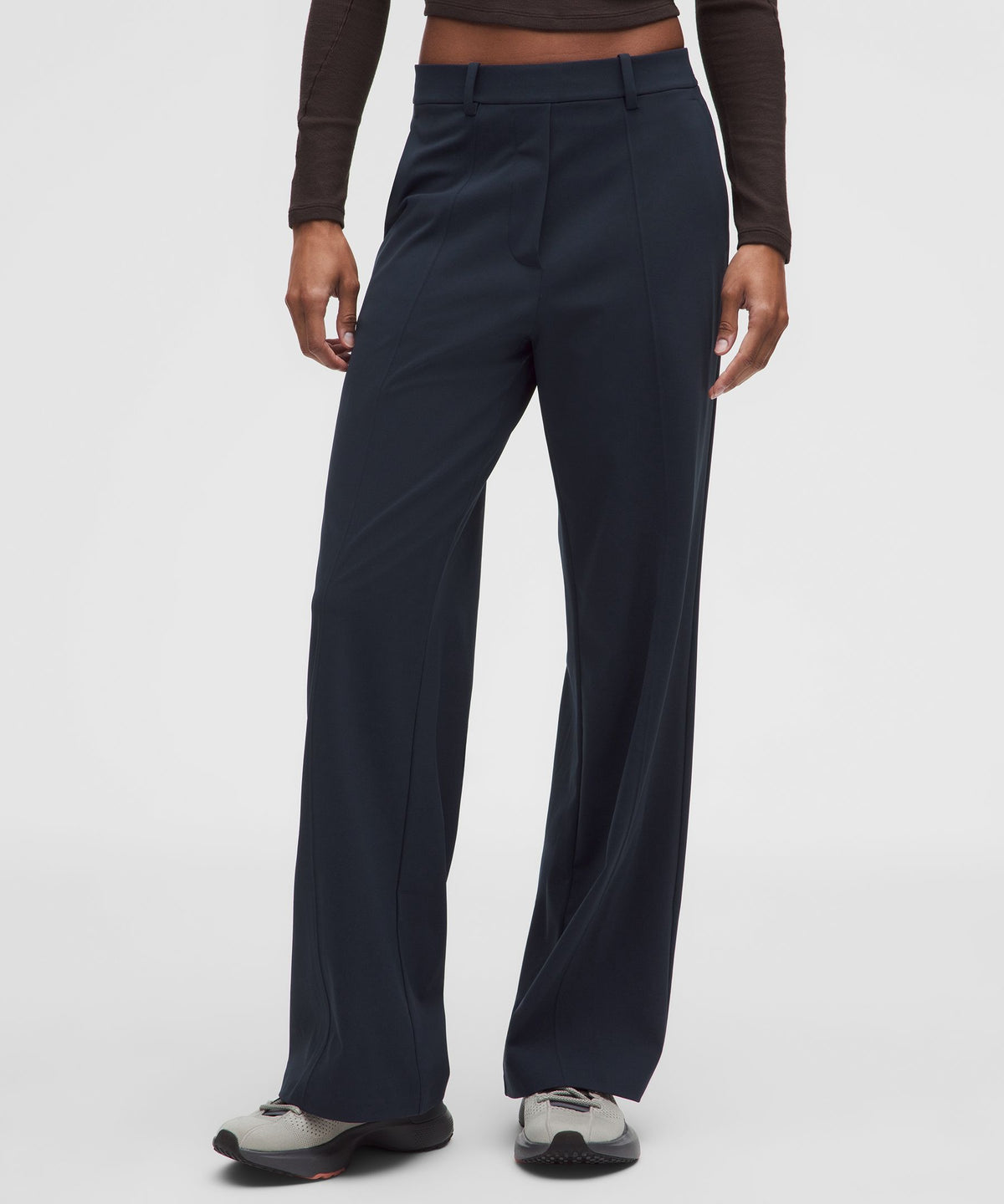 Daydrift Mid-Rise Stacked-Leg TrouserShort