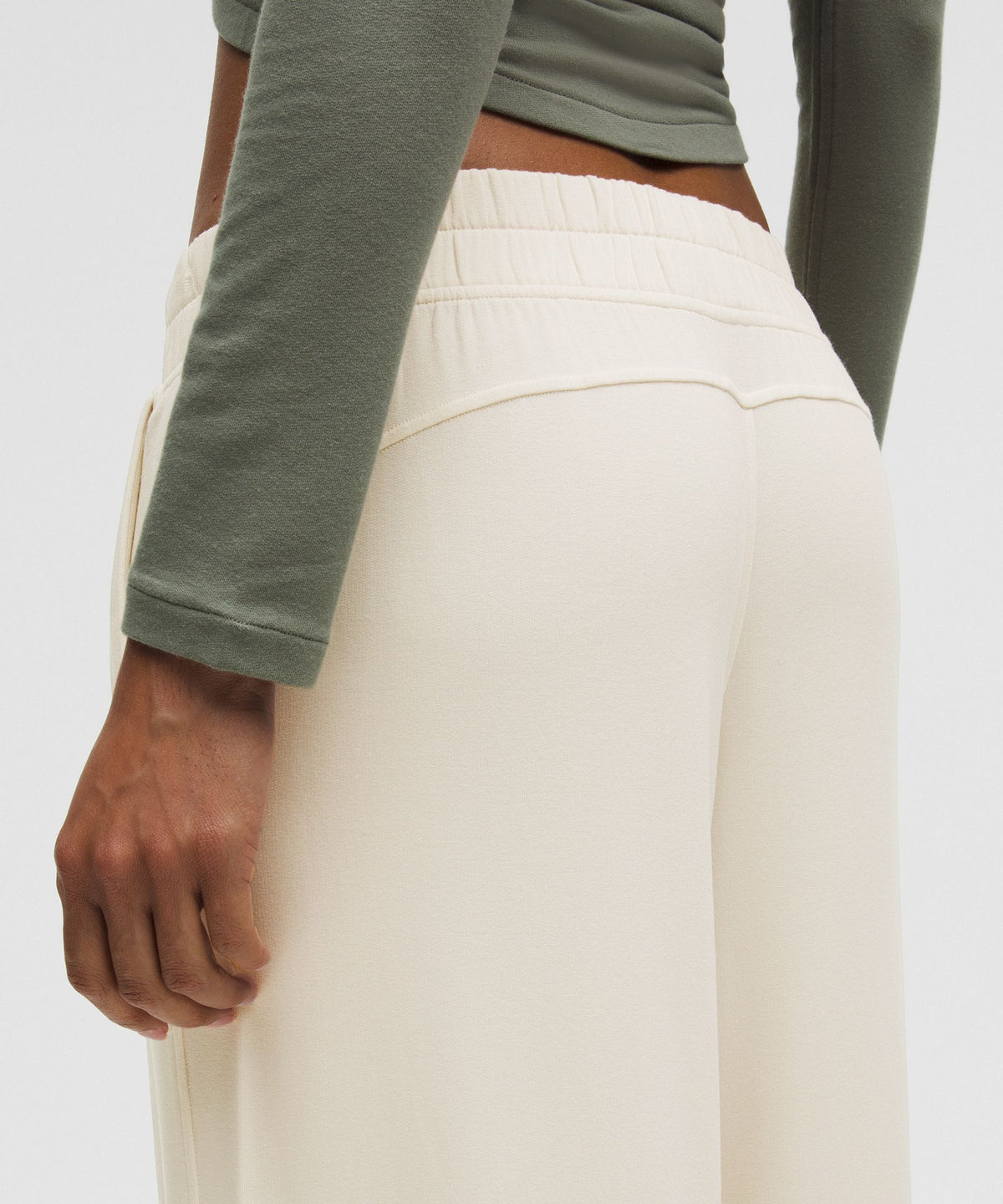 BeCalm Mid-Rise Wide-Leg Pant