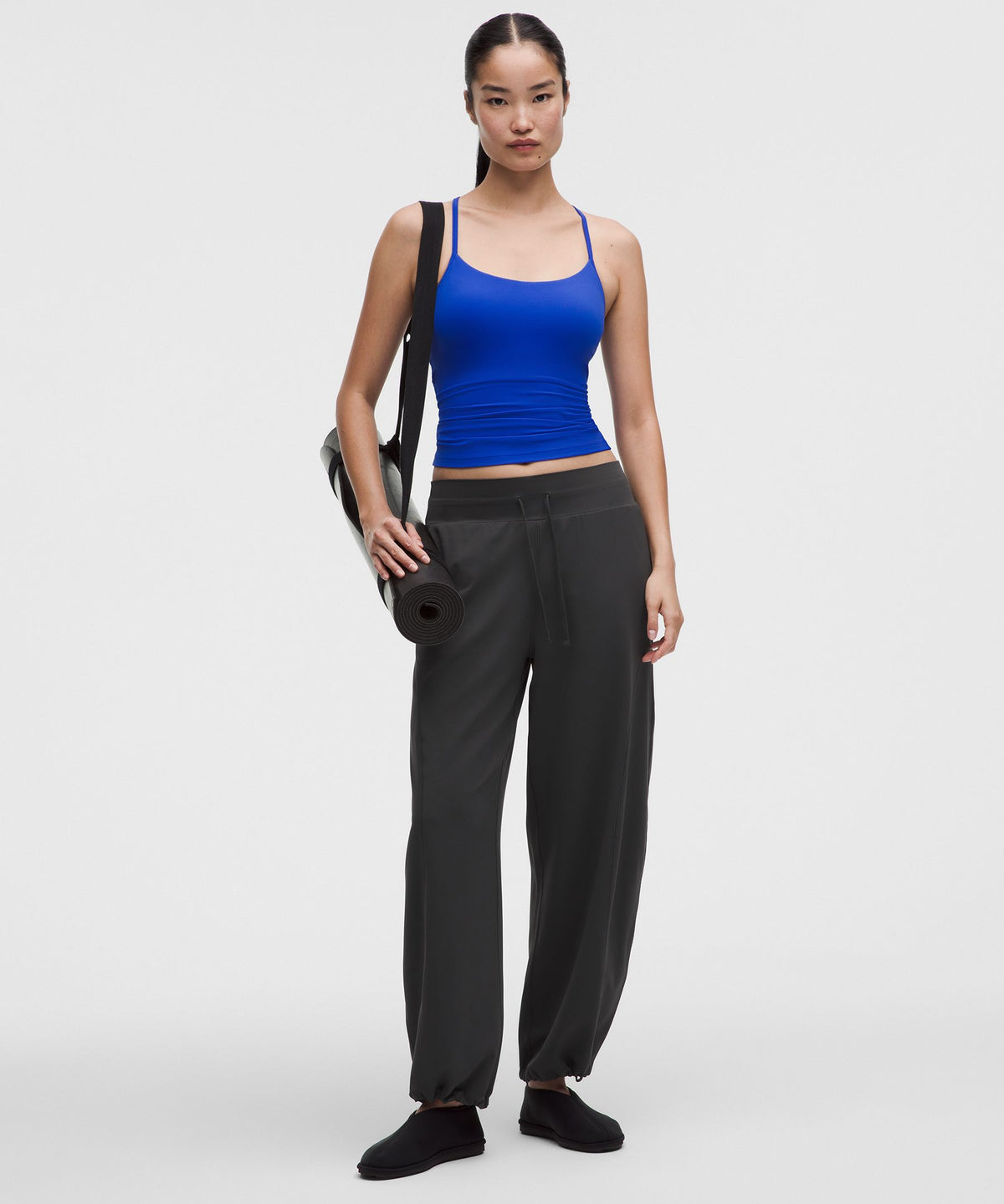 Groove Low-Rise Relaxed Cinch PantRegular