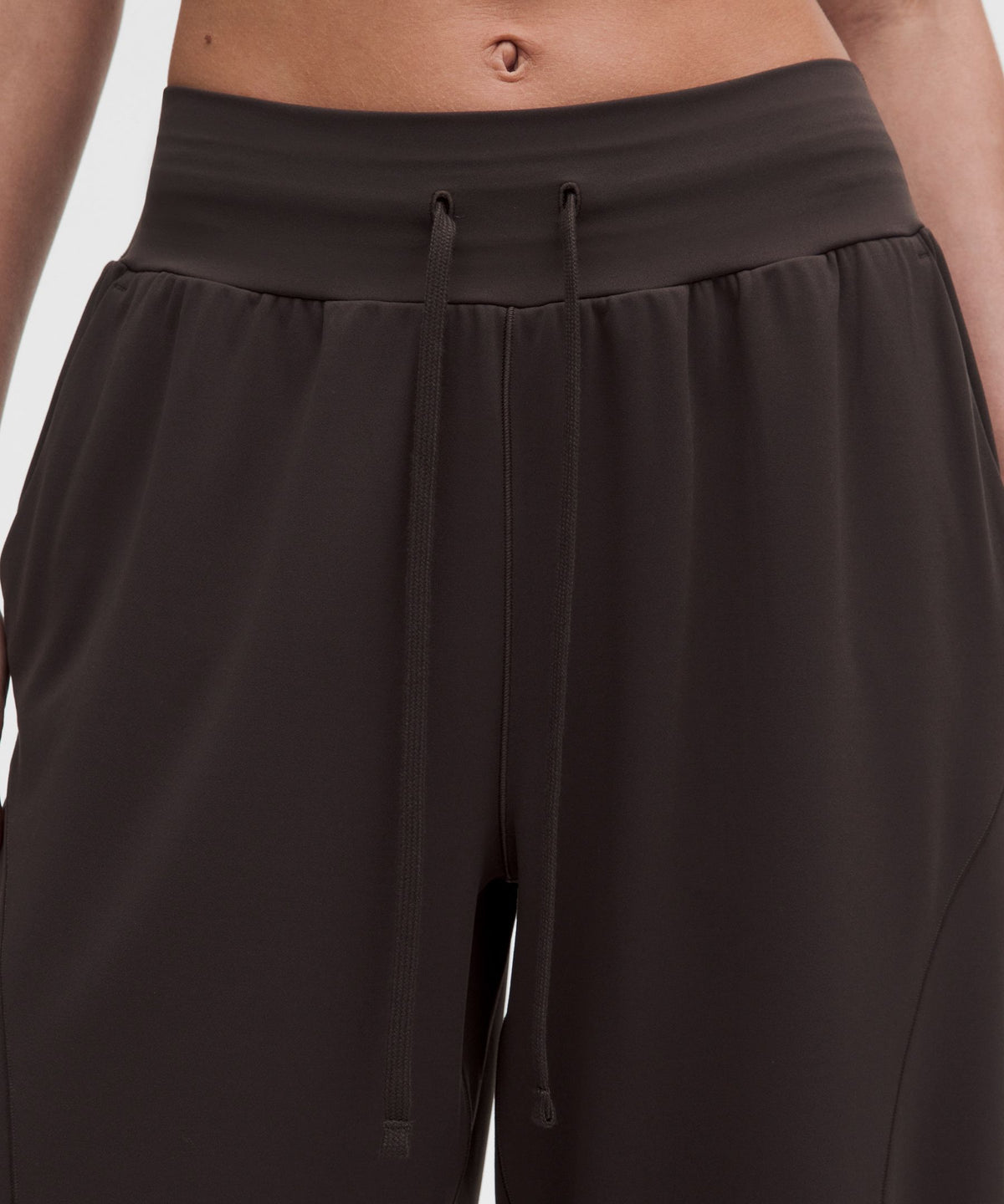 Groove Low-Rise Relaxed Cinch PantRegular