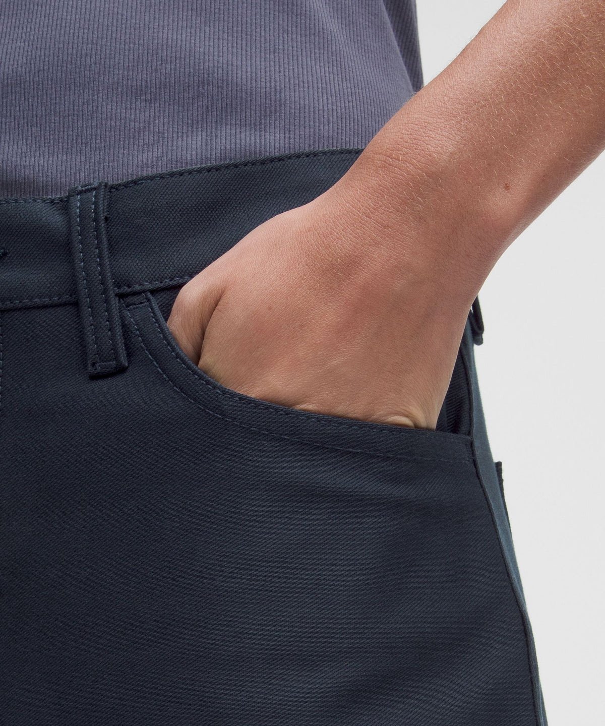 EasyFive Low-Rise Barrel-Leg PantShort