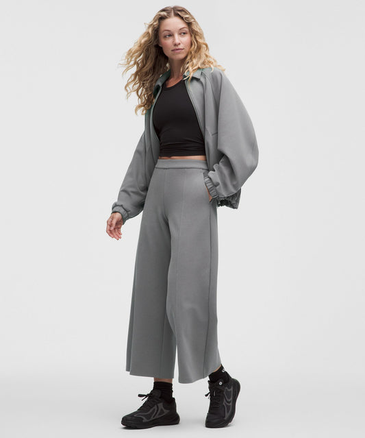 Daydrift Mid-Rise Cropped Wide-Leg Trouser ShortTwill