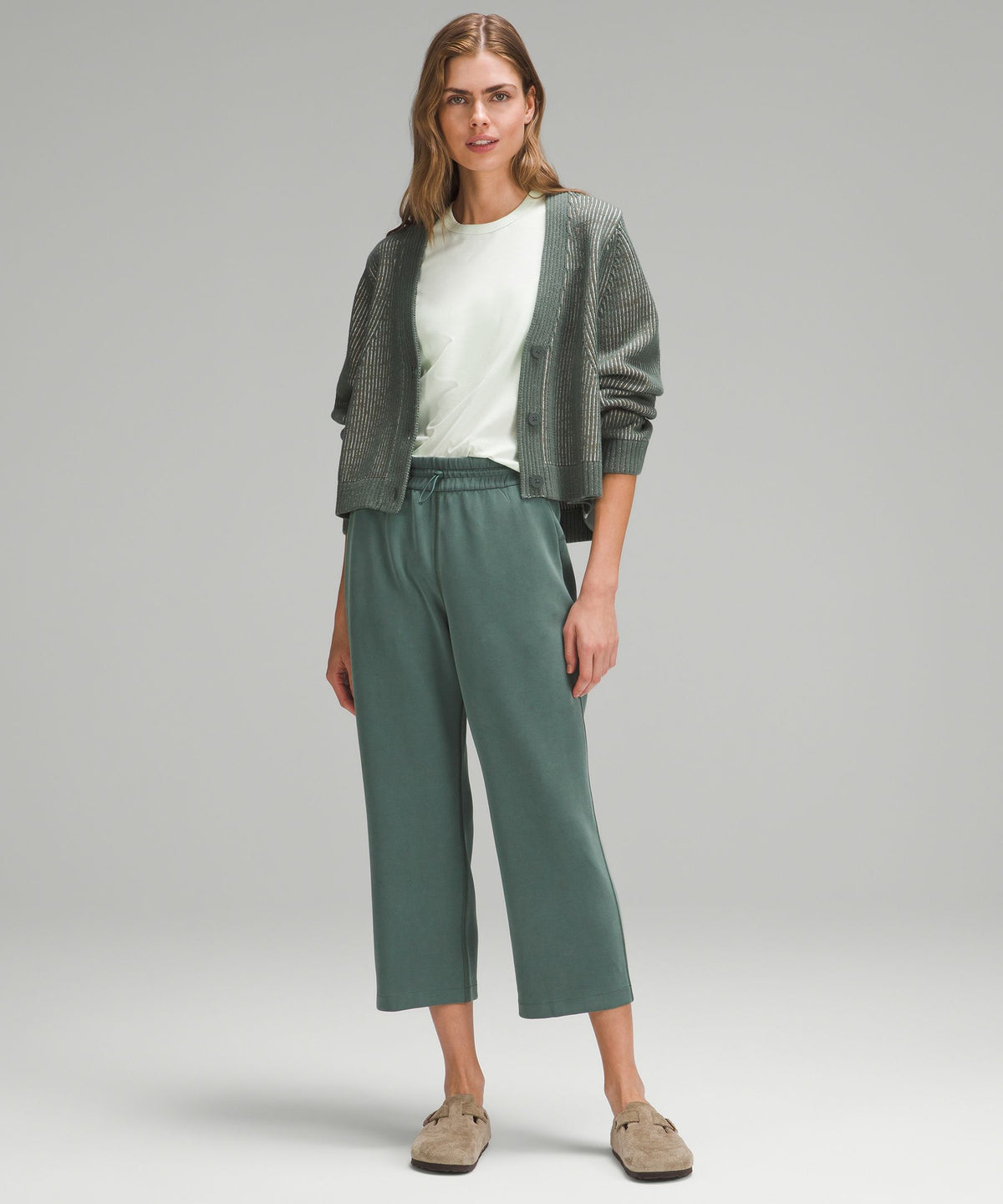 Softstreme High-Rise Straight-Leg Cropped Pant