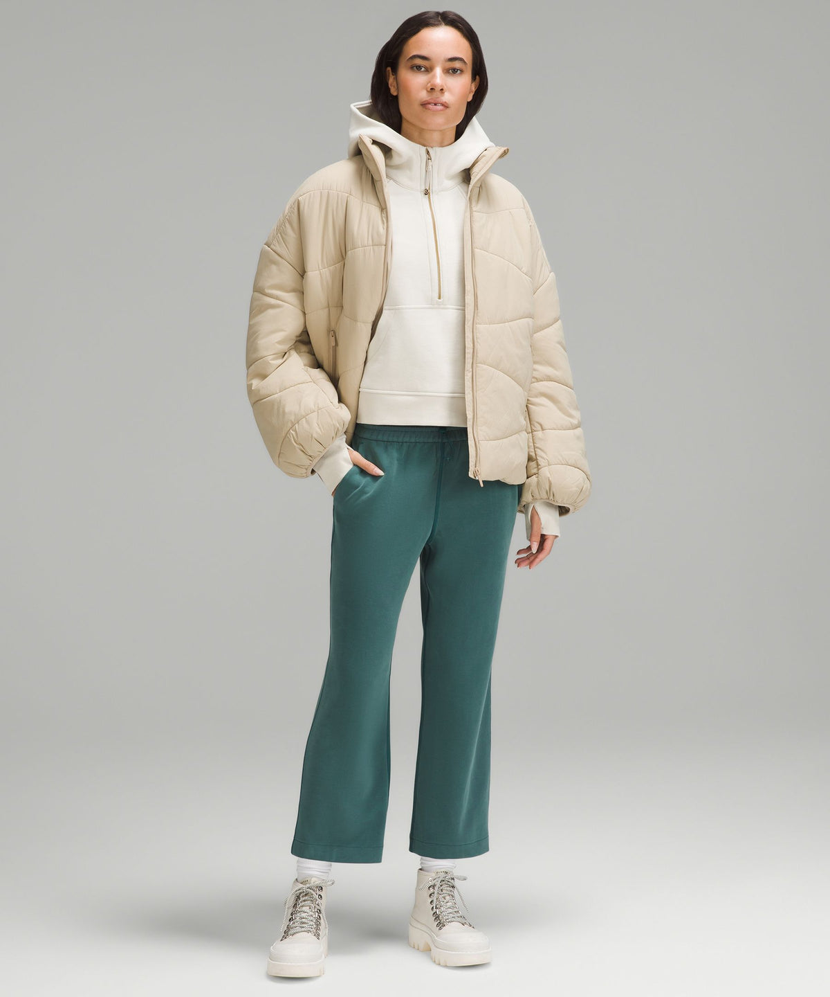 Softstreme High-Rise Straight-Leg Cropped Pant