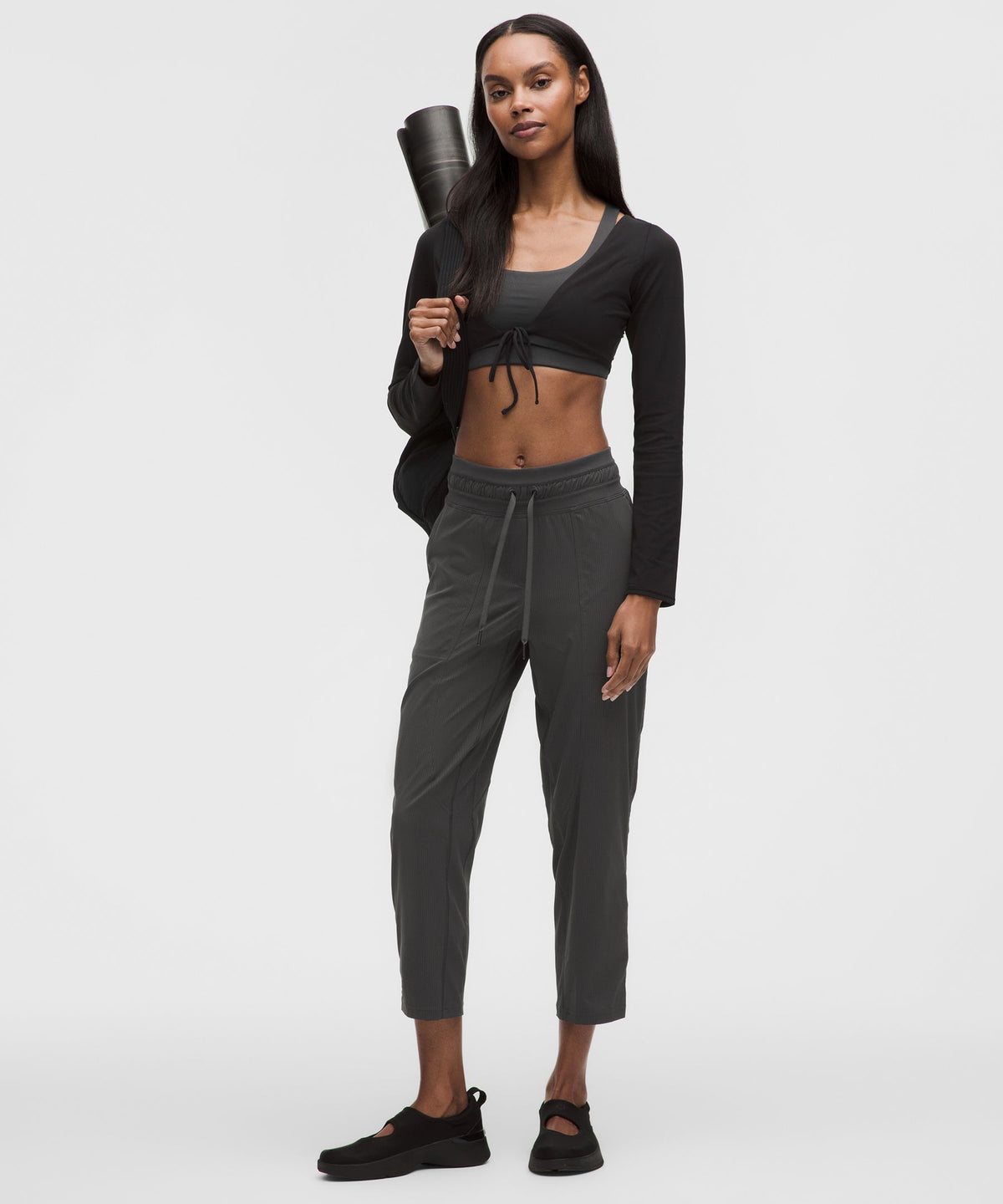 Dance Studio Mid-Rise Cropped Pant