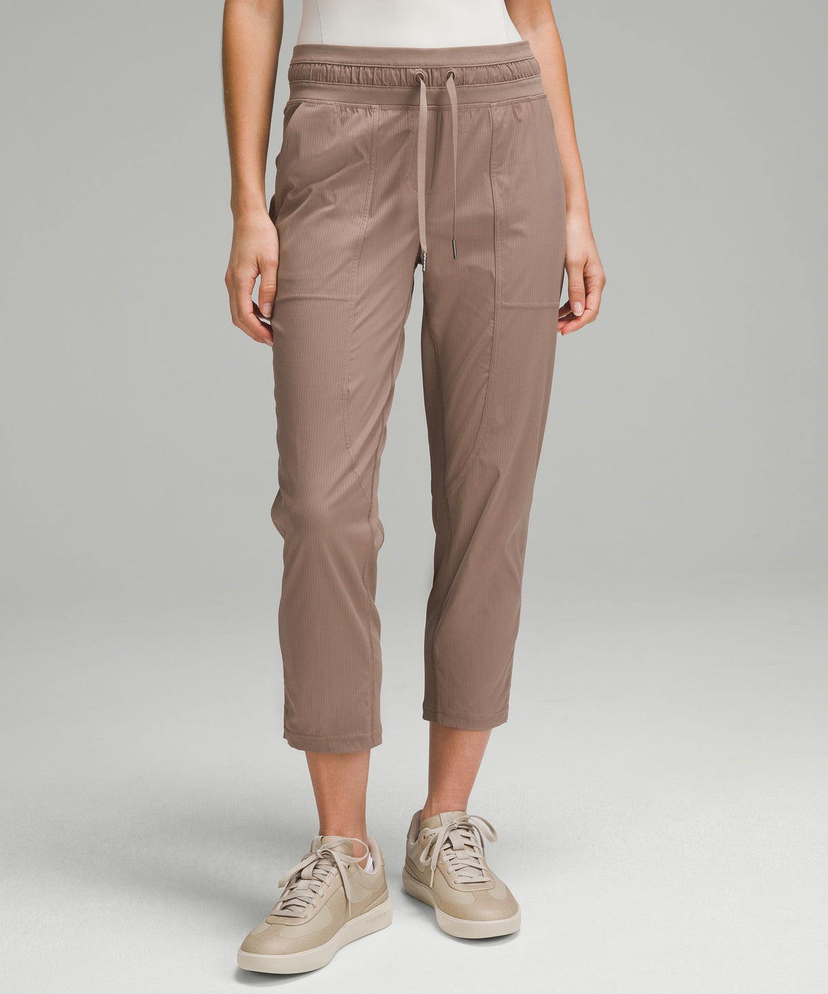 Dance Studio Mid-Rise Cropped Pant