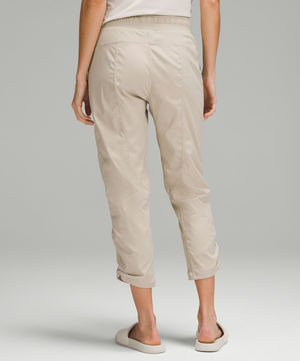 Dance Studio Mid-Rise Cropped Pant