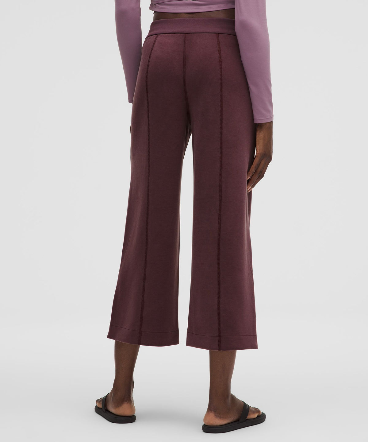Softstreme High-Rise Wide-Leg Cropped Pant
