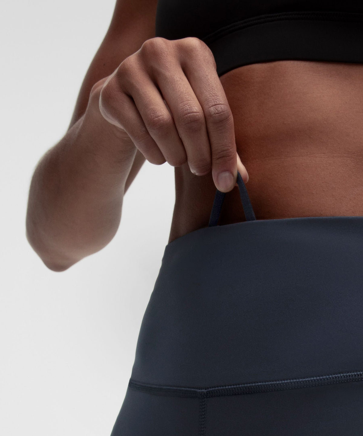 Fast and Free High-Rise Short 8"5 Pocket