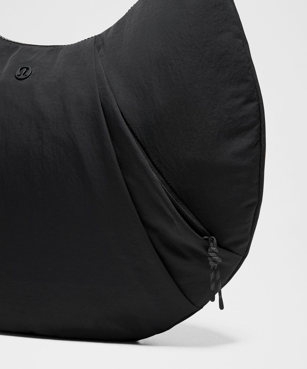 Pleated Shoulder Bag 10L