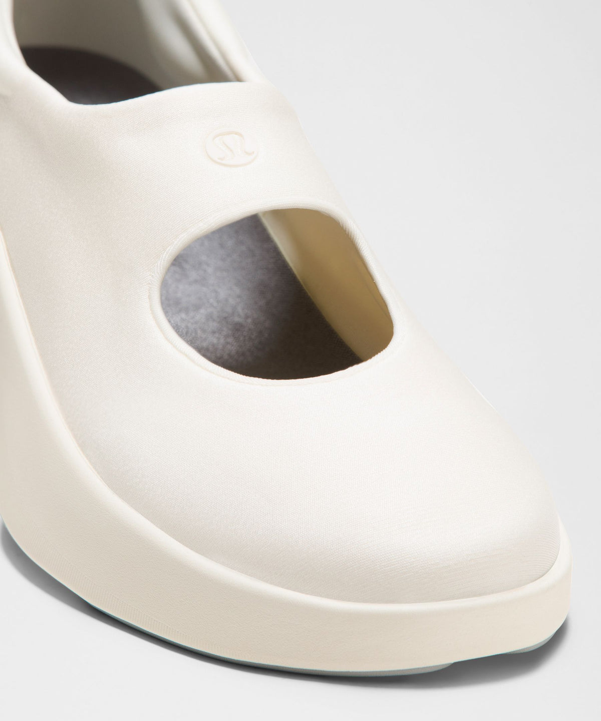 Women's Mary Train Sneaker